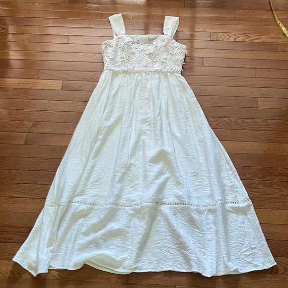 NWT Commense White Floral 3D Lace Maxi Dress - Picture 8 of 16